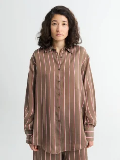 Peri Fluid Shirt i Brun Multi Stribe