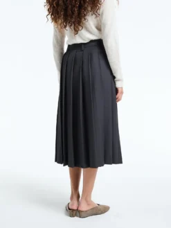 Pleats Long Nederdel i Charcoal Grey