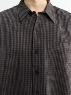 Priority Shirt i Mørk Hørtern
