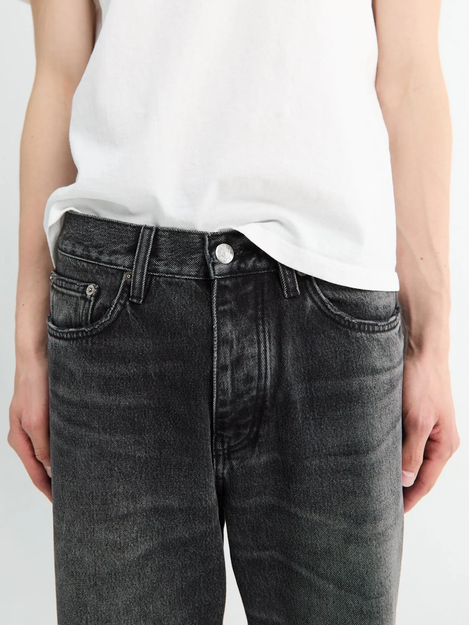 Relaxed Boot Jeans i Deep Black Worn