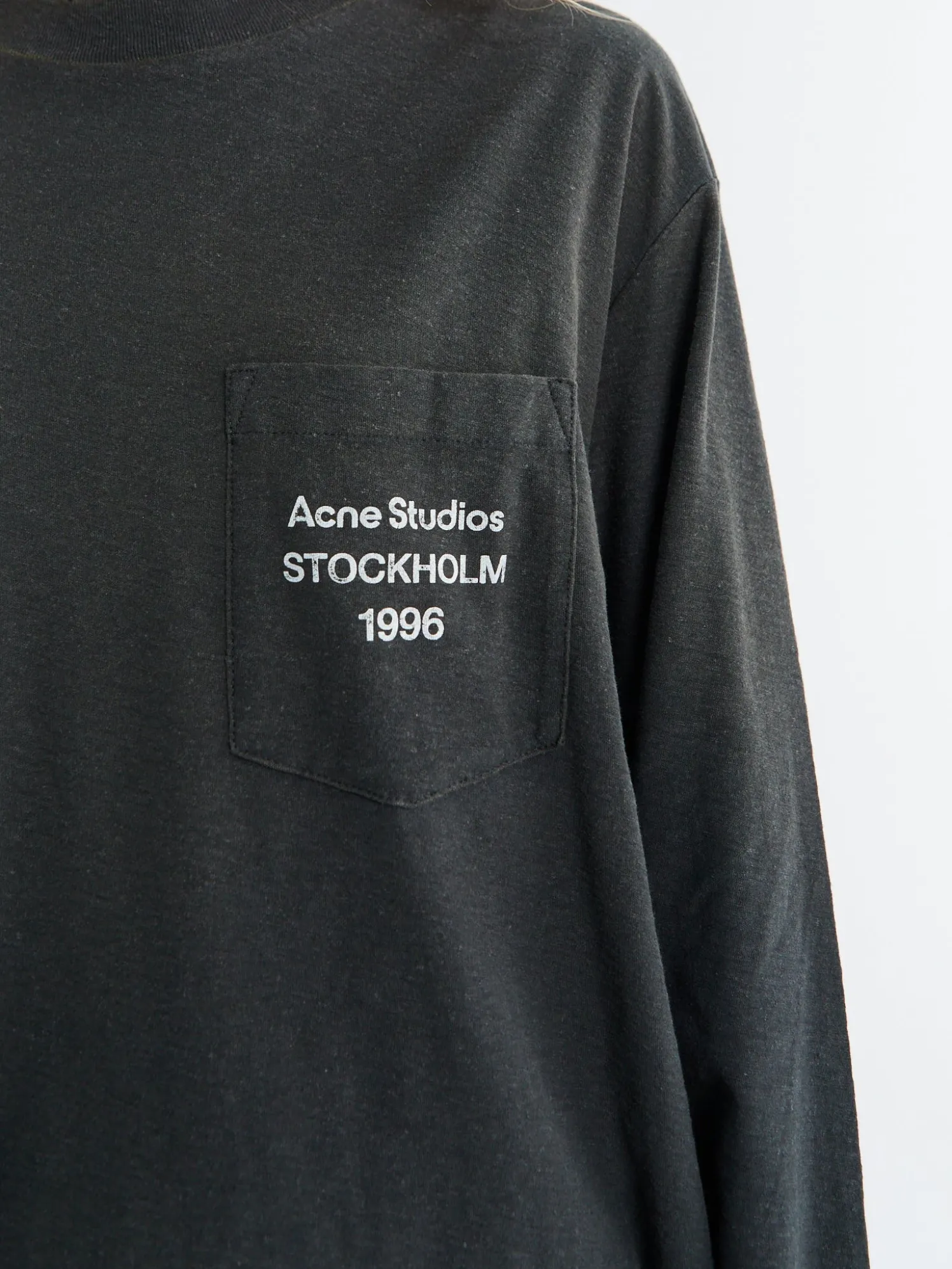 Relaxed Fit Logo T-Shirt i Faded Black