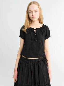 Ribbet Shirring Bluse i Sort
