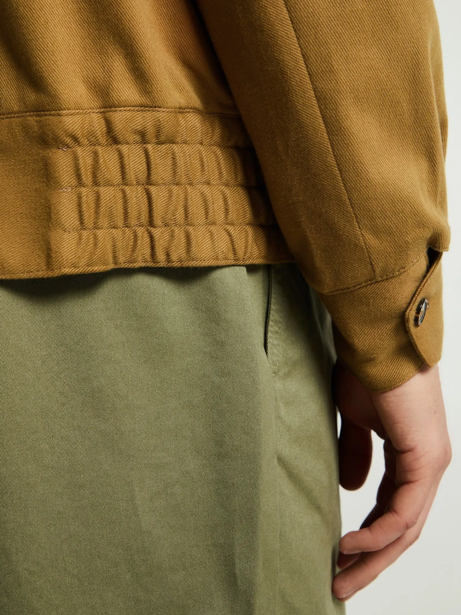 Ricky Jakke i Khaki