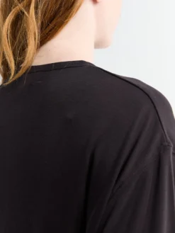 Rutas Henley Long Sleeve Top i Black Grape