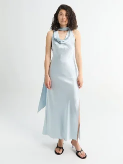Silk Tunic Kjole i Lys Blå
