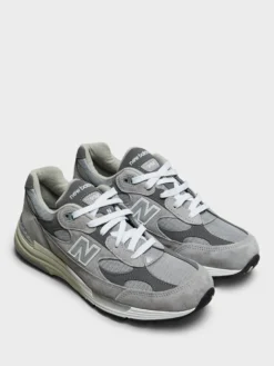 992 Sneakers i Grå