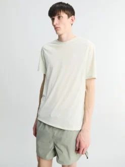 Solar Chase kortærmet Dri-Fit Top i Sea Glass og Summit White