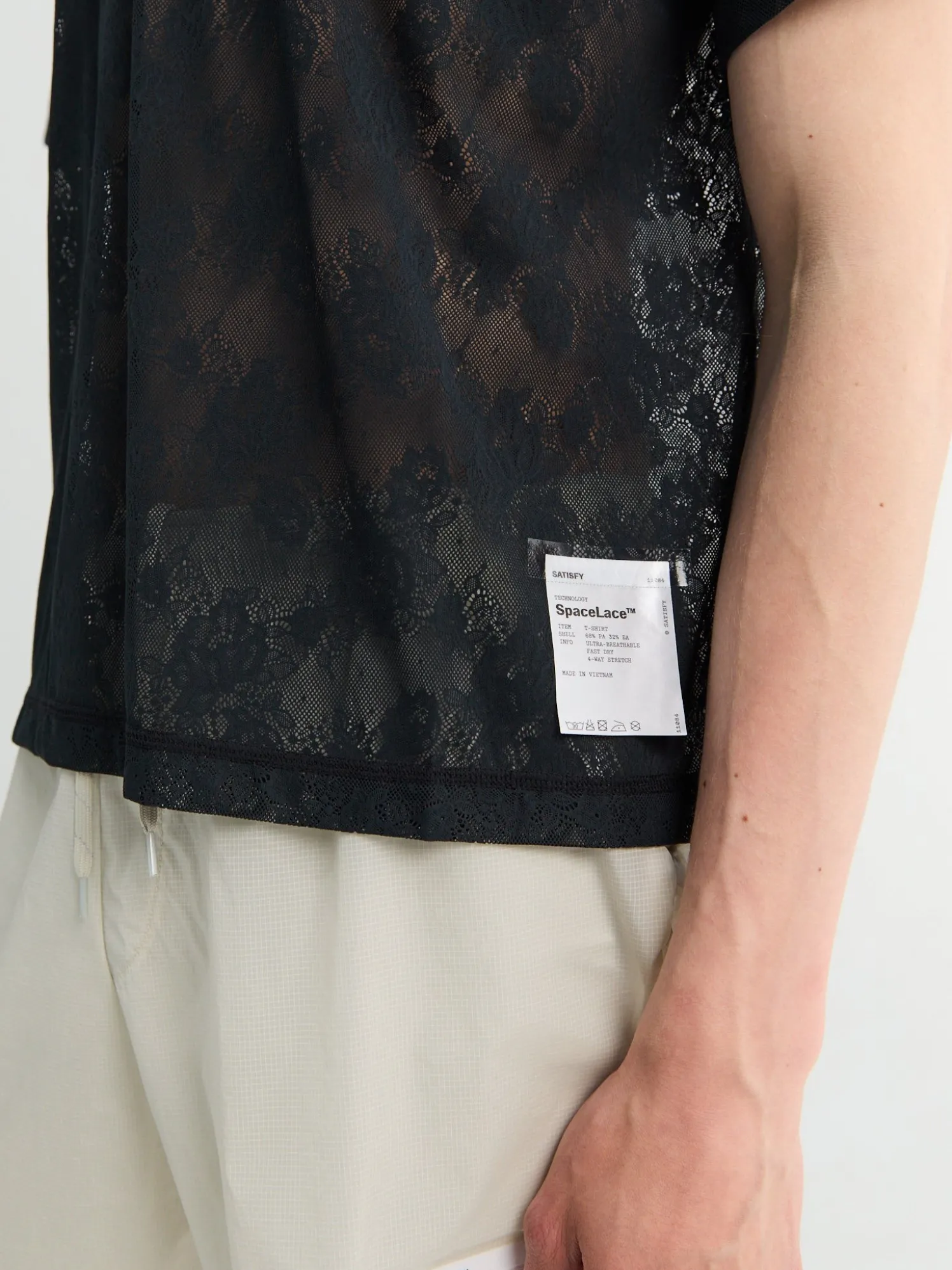Space-Lace T-shirt i Sort SA