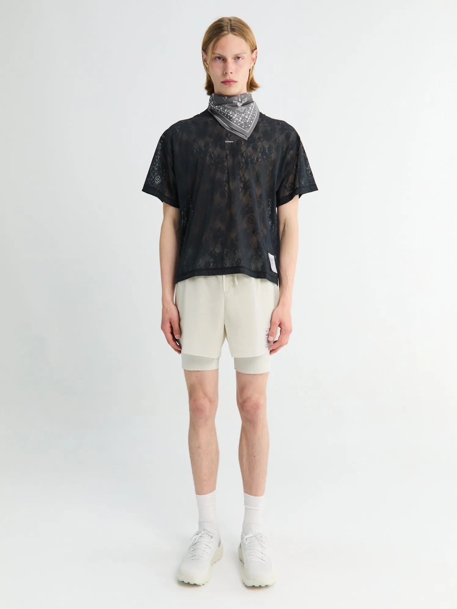 Space-Lace T-shirt i Sort SA