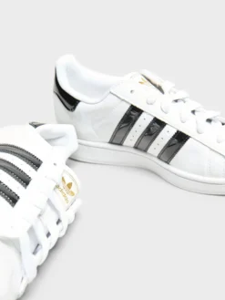 Superstar II W Sneakers i Cloud White, Core Black og Gold Metallic