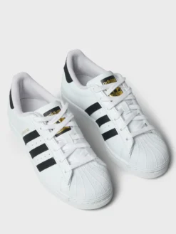 Superstar Sneakers i Hvid og Sort