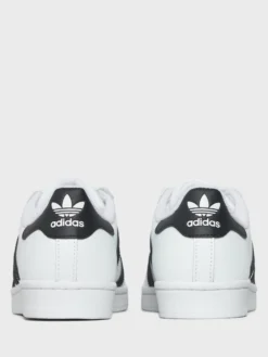 Superstar Sneakers i Hvid og Sort