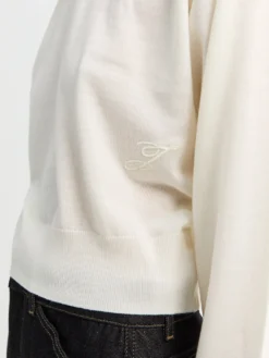 Sweater i Råhvid