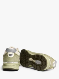 Teddy Santis 990 Sneakers i Olive Leaf, Permafrost og Light Olive