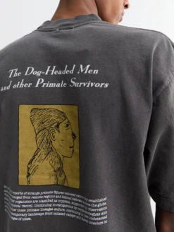 T-shirt med korte ærmer 'Dog Headed Men' i Washed Black