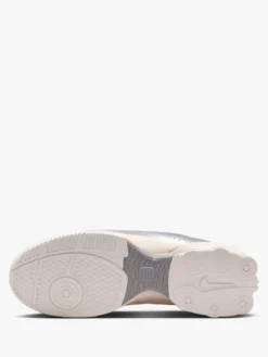 T90 Shox Magia Sneakers i Sail, Pale Ivory, Sail and Metallic Silver