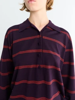 Tuno Stripe Sweater i Mørk Lilla