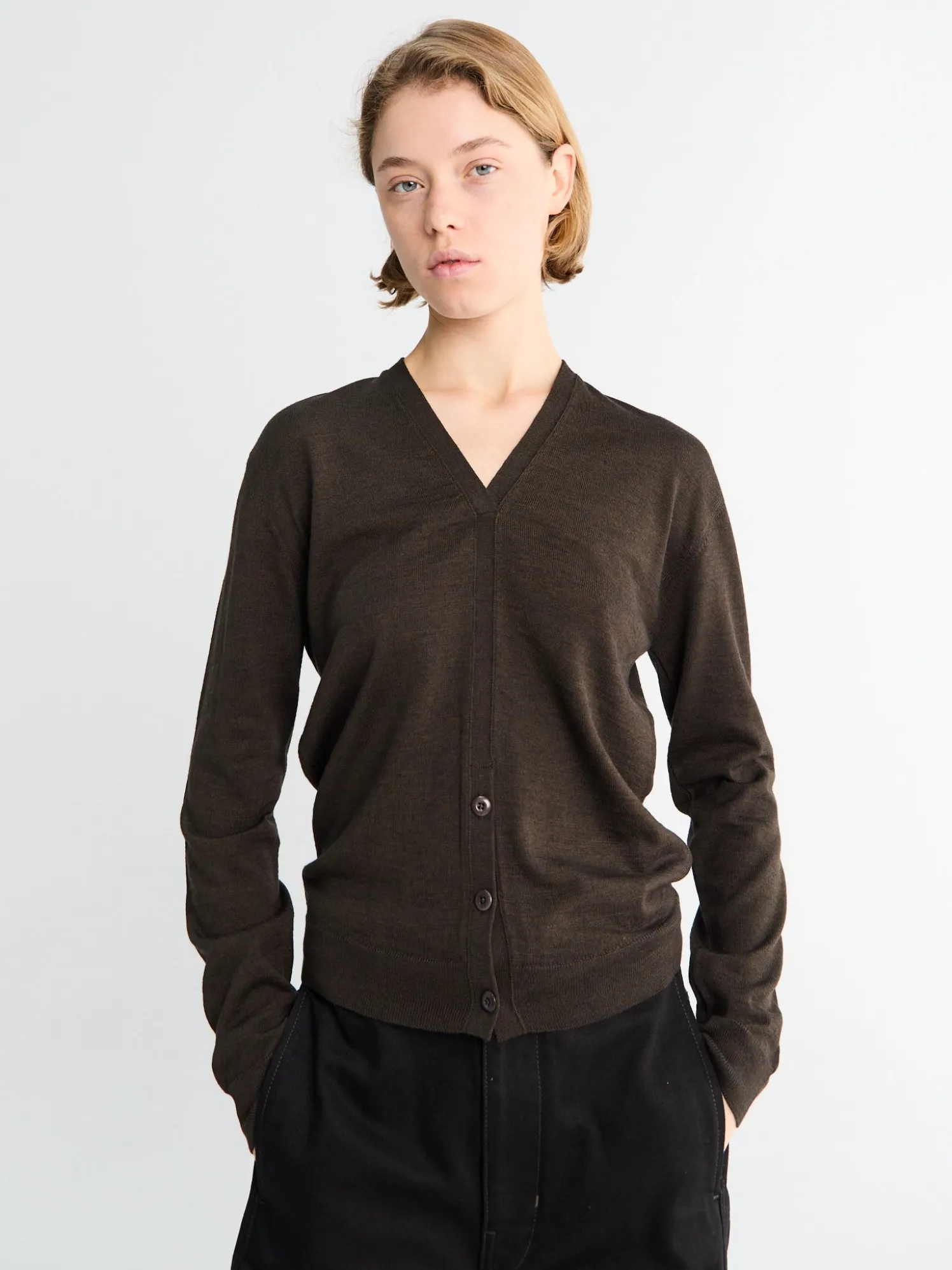 Twisted V Neck Cardigan i Dark Cacao