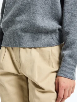 Unisex Cashmere Crewneck Sweater i Melange Grey