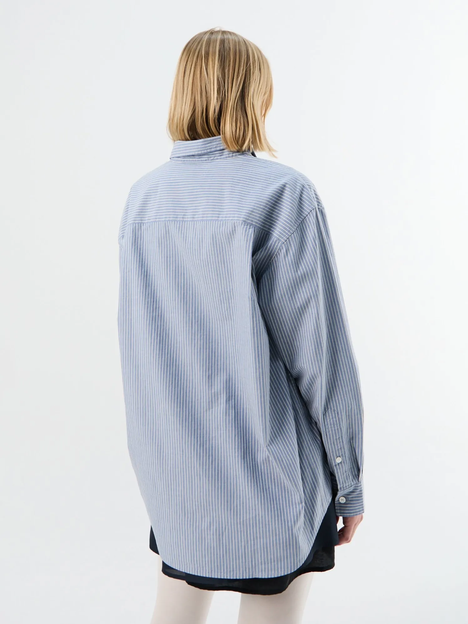 Unisex 2-Way Oversized Striped Skjorte i Blue Stripe