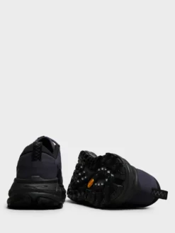 U Tor Summit Sneakers i Squid Ink og Squid Ink