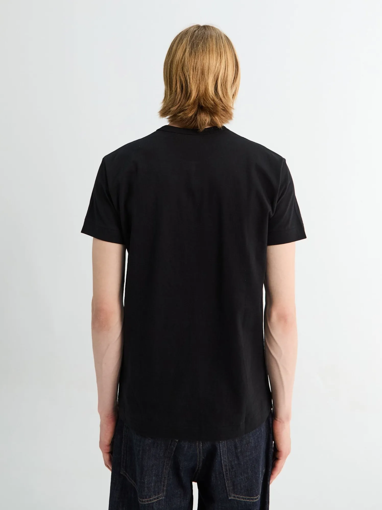 U T-Shirt Knit med Sort Heart i Sort