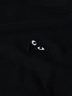 U T-Shirt Knit med Sort Heart i Sort