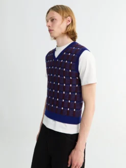 Vest Gilet in Eudialyte