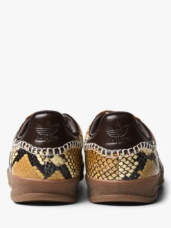 Wales Bonner Gazelle Snake Sneakers i Dust Rust, Wonder White og Collegiate Burgundy