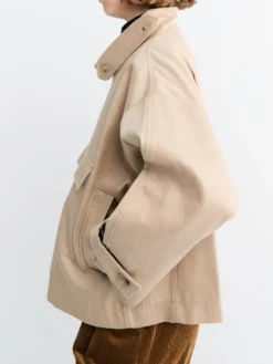 Water Resistant Jakke i Cool Beige