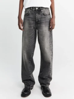 Wide Twist Jeans i Ny Sort Slid
