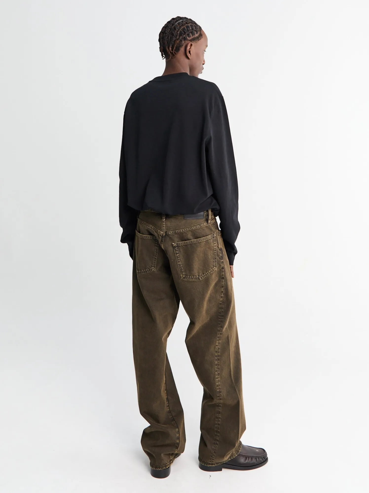 Wide Twist Jeans i Overdyed Black Khaki