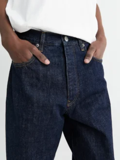 Wide Twist Jeans i Simple Rinse Blå